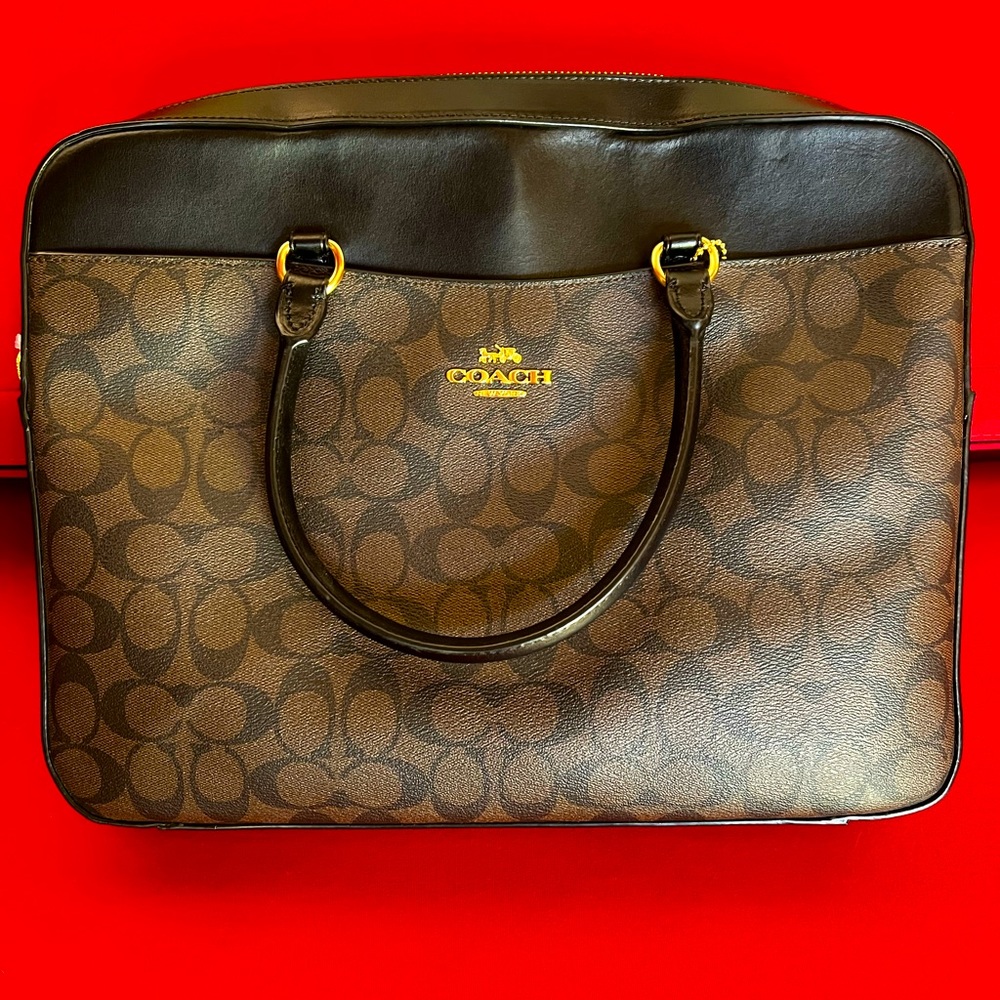 Coach Sig Laptop Bag/Purse/Handbag